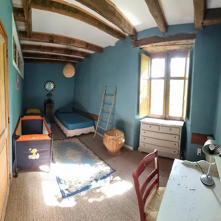 L'ancienne Ecole De Dans Le Lot