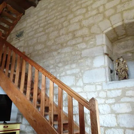 L'ancienne Ecole De Dans Le Lot Rocamadour