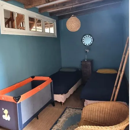 L'ancienne Ecole De Dans Le Lot Рокамадур
