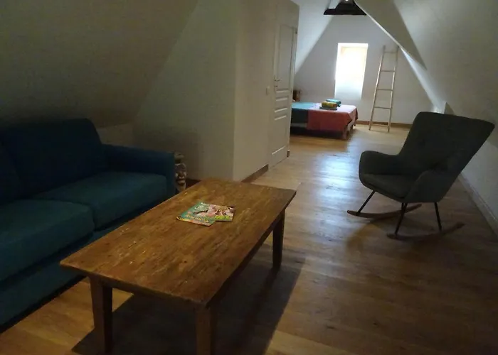 L'ancienne Ecole De Dans Le Lot