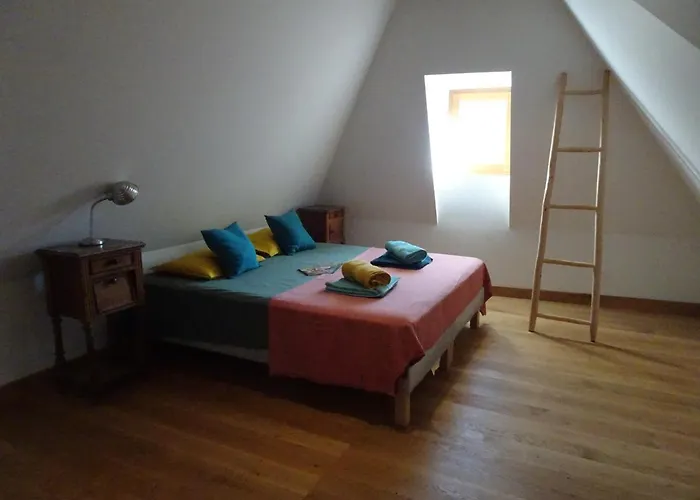 L'ancienne Ecole De Dans Le Lot Holiday home