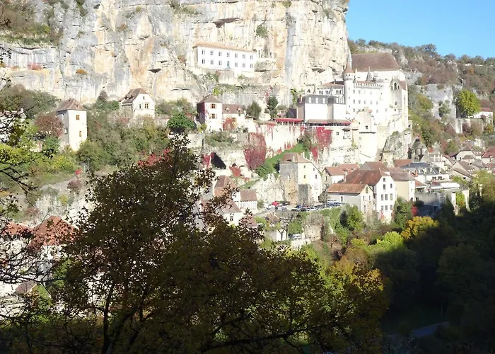 L'ancienne Ecole De Dans Le Lot